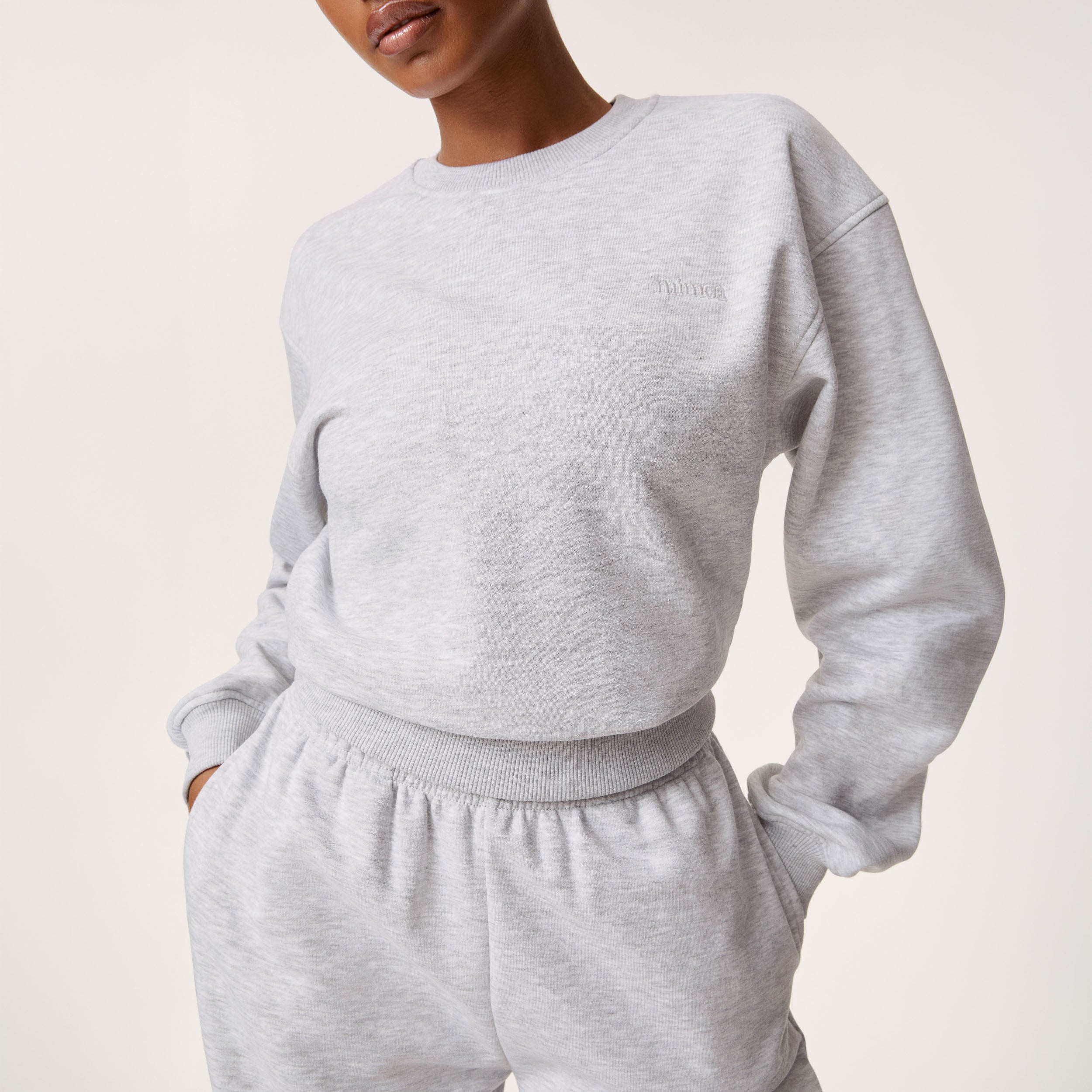 Sudadera de cuello redondo